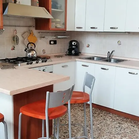 Apartment Paradiso
