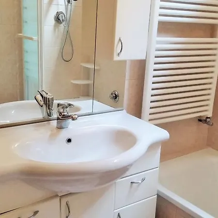 Apartment Paradiso *