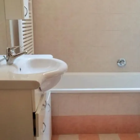 Apartment Paradiso